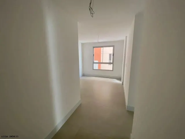 Imagem 11: Apartamento para Locação em Niterói, Icaraì, 3 Dormitórios, 1 Suíte, 2 Banheiros, 2