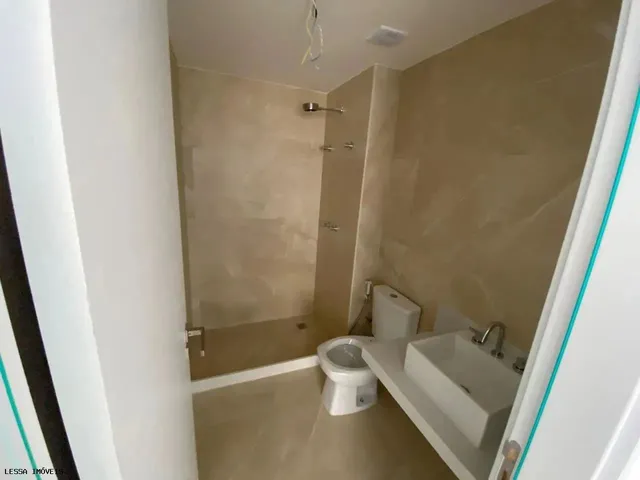 Imagem 5: Apartamento para Locação em Niterói, Icaraì, 3 Dormitórios, 1 Suíte, 2 Banheiros, 2