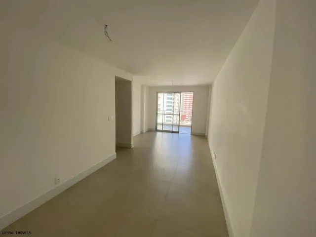Imagem 12: Apartamento para Locação em Niterói, Icaraì, 3 Dormitórios, 1 Suíte, 2 Banheiros, 2