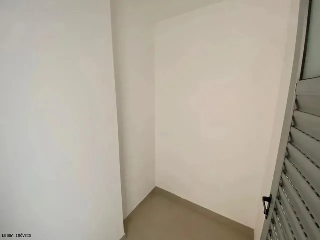 Imagem 8: Apartamento para Locação em Niterói, Icaraì, 3 Dormitórios, 1 Suíte, 2 Banheiros, 2