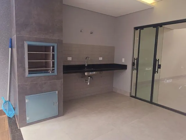 Imagem 16: Casa 03 Dorm. em JARDIM ESPANHA - Maringá