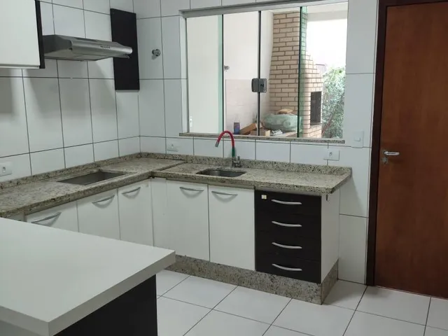Imagem 2: Sobrado em Jardim Monte Rei - Maringá