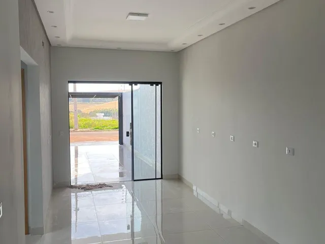 Imagem 1: OPORTUNIDADE Casa com 3 dormitórios