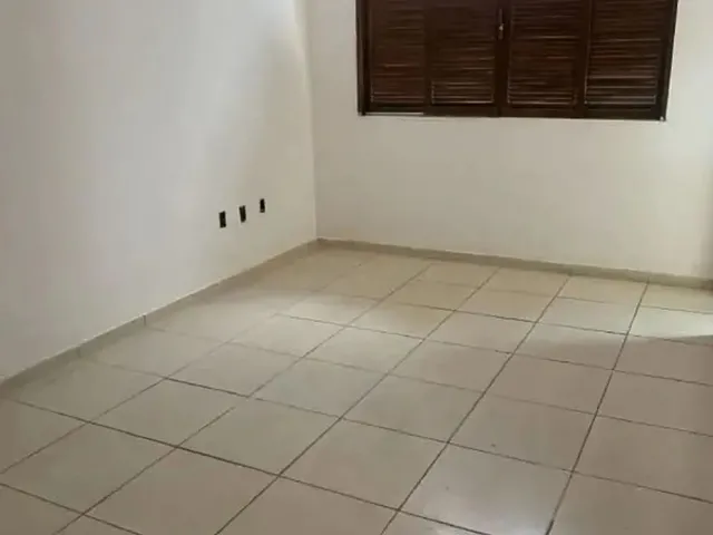 Imagem 3: Casa com 5 Dormitórios para Alugar, 300 M² por R$ 5.900,00/Mês - Pituaçu - Salvador/Ba