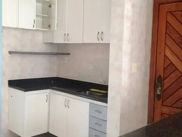 Imagem 7: Imóvel para Aluguel com 75 Metros Quadrados com 3 Quartos em Pituba - Salvador - Ba