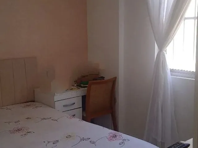 Imagem: Alugo Quarto Amplo - Pituba