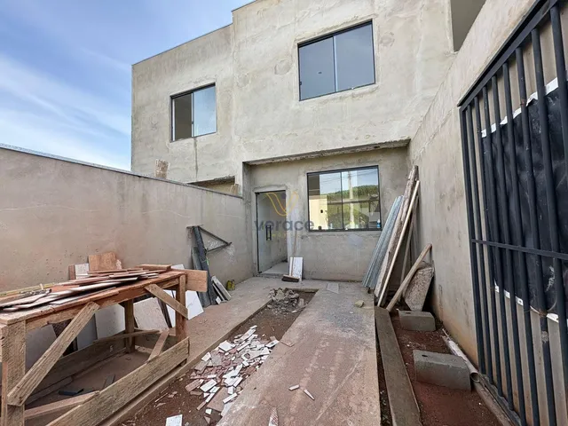 Imagem: Casa Geminada no Bairro Serra Verde por