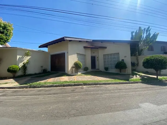Imagem: Casa em Condomínio À Venda em Dois Córregos