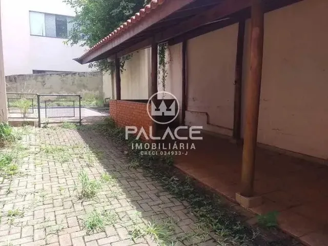 Imagem: Casa de Rua Sobrado / Residencial / Centro
