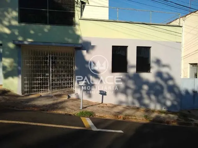 Imagem: Casa de Rua - Térrea / Residencial / Centro