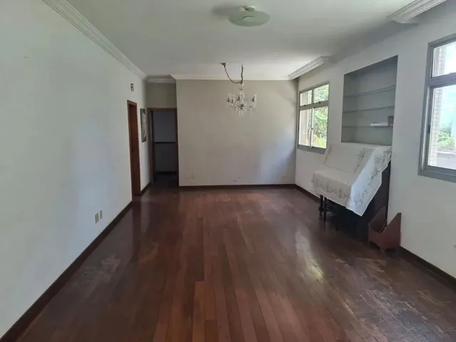 Imagem: Apartamento com 4 Dormitórios À Venda