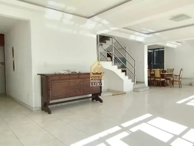 Imagem: Cobertura com 4 Quartos À Venda, no Bairro