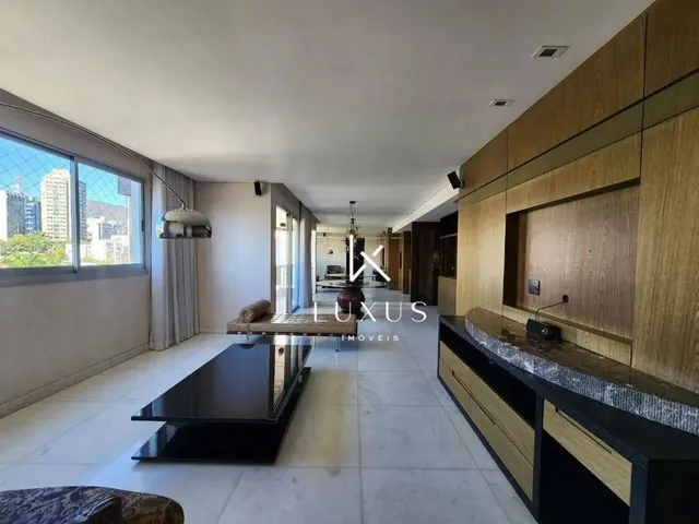 Imagem: Apartamento com 4 Dormitórios À Venda