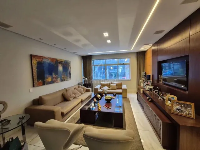 Imagem: 60732) À Venda - Apartamento com 4 Quartos