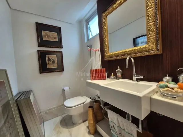 Imagem 8: 60732) À Venda - Apartamento com 4 Quartos, 2 Vagas, no Funcionários