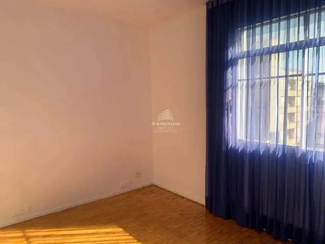 Imagem: Apartamento À Venda, 2 Quartos, Centro