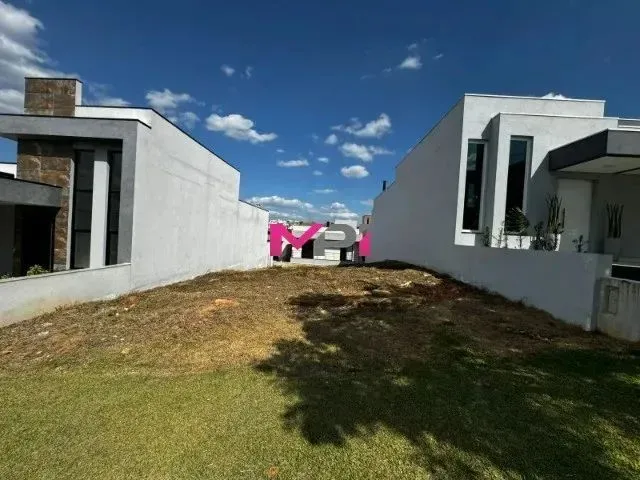 Imagem: Terreno a Venda Condomínio Phytus - Entre