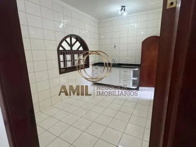 Imagem 3: Ee - Aluga-Se Casa Térrea, 157 M² Ac, 179, At, 3 Quartos, 1 Suíte 2 Vagas, Centro