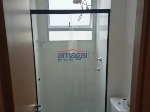 Imagem 3: Apartamento de 2 Quartos para Alugar em Jacareí