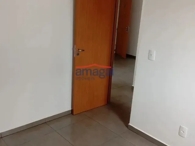 Imagem 9: Apartamento de 2 Quartos para Alugar em Jacareí
