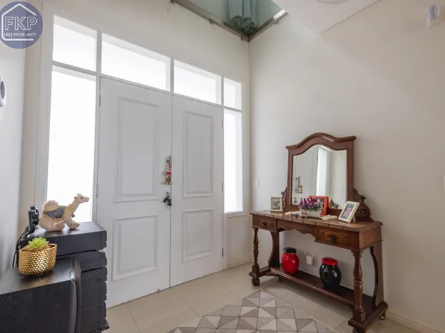 Imagem 12: Casa com 5 dormitórios e 4 vagas!