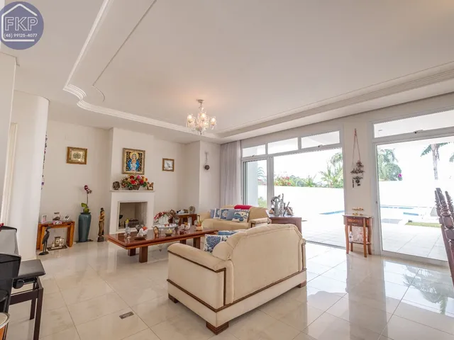 Imagem 9: Casa com 5 dormitórios e 4 vagas!