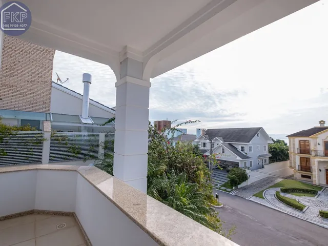 Imagem 2: Casa com 5 dormitórios e 4 vagas!