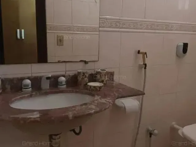 Imagem 10: Casa 6 Quartos em Itapuã
