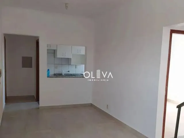 Imagem: O apartamento possui 3 Dormitórios, 1 Suíte, 2 Banheiros,