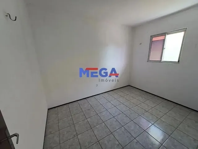 Imagem 7: Apartamento com 2 Quartos no Bairro Vila União em Fortaleza, Ce