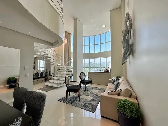 Imagem: Duplex Locação Anual com 4 Suítes, 5
