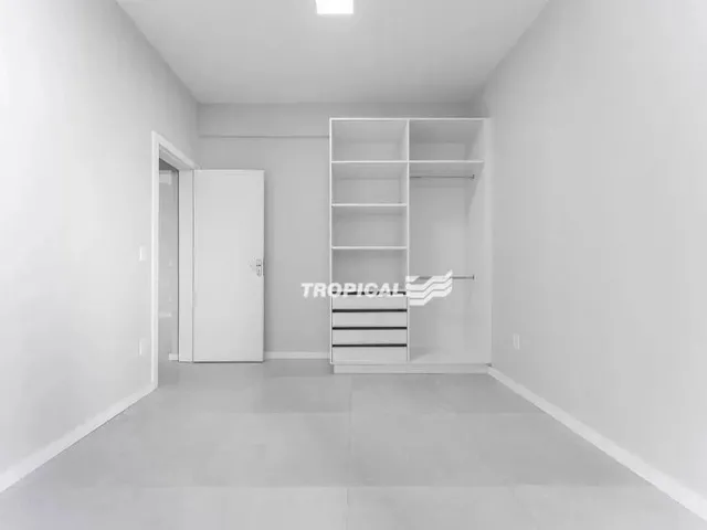 Imagem 12: Apartamento com 2 Dormitórios para Alugar, 86 M² por R$ 2.400,00/Mês - Centro
