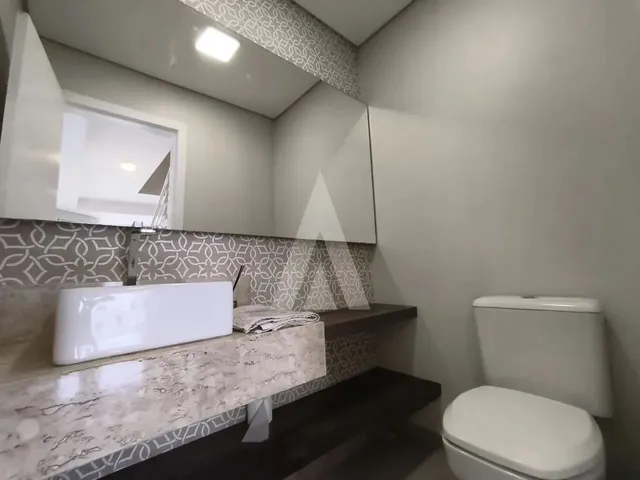 Imagem 13: Casa no Floresta Completa de Armários, Ampla, Ar Condicionado, Churrasqueira e com 03