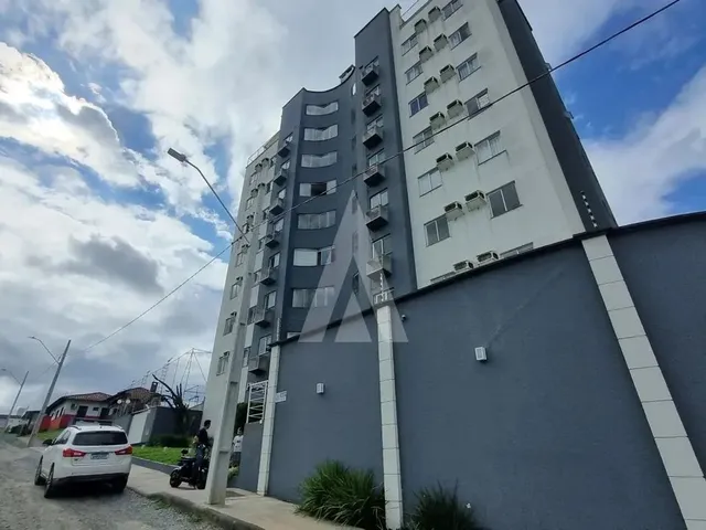 Imagem 4: Apartamento com 3 Quartos, Sendo 1 Suíte, Sacada com Churrasqueira e 2 Vagas de Garagem