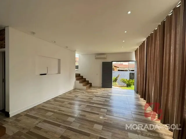 Imagem 13: Sobrado com Piscina para Alugar em Tabuleiro dos Oliveiras, Itapema 2 Suítes