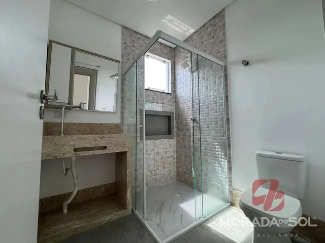 Imagem 4: Sobrado com Piscina para Alugar em Tabuleiro dos Oliveiras, Itapema 2 Suítes
