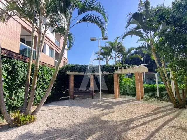 Imagem 2: Apartamento Mobiliado com 2 Quartos Sendo 1 Suíte, Sacada com Churrasqueira e 1 Vaga De