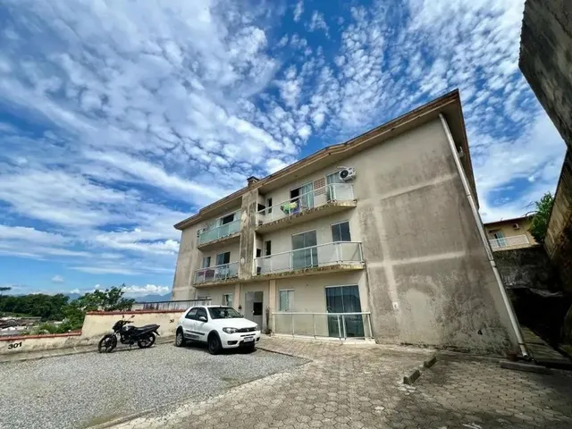 Imagem: Apartamento no Saguaçú com 3 Quartos para