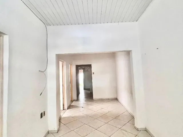 Imagem 5: Casa no Centro com Localização Estratégica