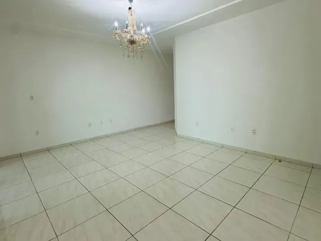 Imagem 11: Vende Casa com 5 dormitórios