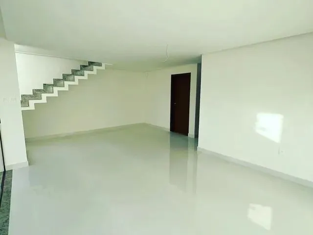 Imagem 2: Casa de Luxo,4 Suítes Sendo1 Master com Closet