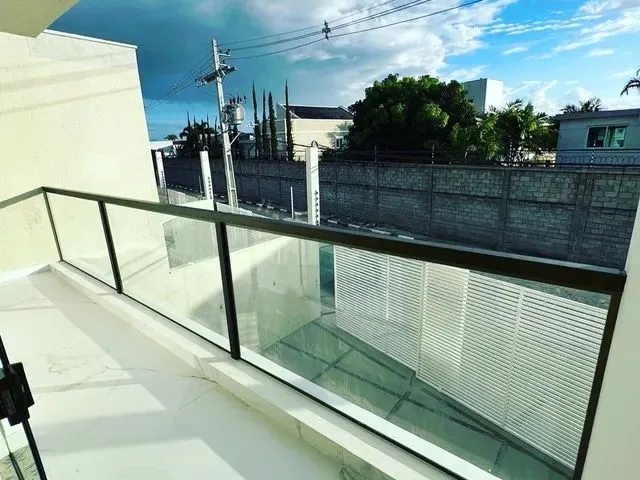 Imagem 4: Casa de Luxo,4 Suítes Sendo1 Master com Closet