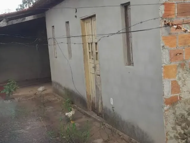 Imagem: Vende-Se Casa em Irara
