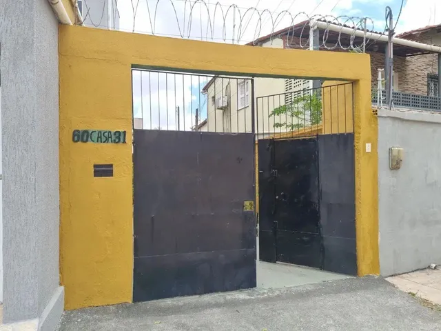 Imagem 5: Casa Duplex com 4 Quartos, 5 Vagas de Garagem na Maraponga