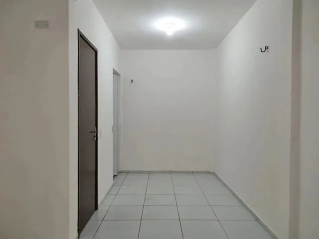 Imagem 13: Casa Duplex com 4 Quartos, 5 Vagas de Garagem na Maraponga