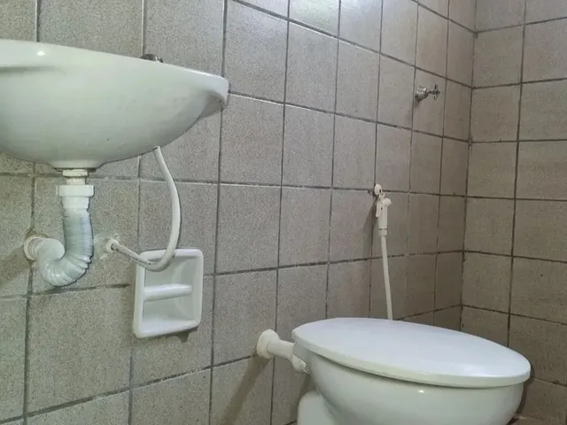 Imagem 14: Casa Duplex com 4 Quartos, 5 Vagas de Garagem na Maraponga