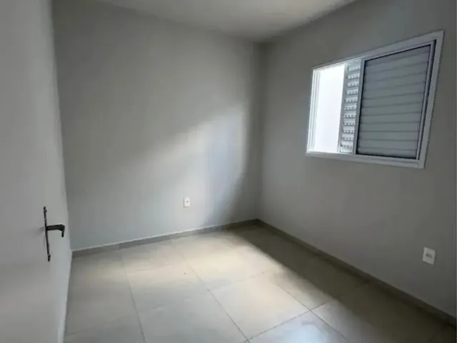Imagem 2: Casa Térrea Nova, Cond. Ipê, Parq Cerrado, 2 Quartos, Padrão Original, Prox D