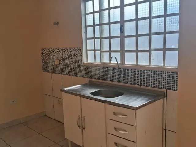 Imagem 2: Aluga- Se Kit.net - Jardim Imperial, Rua 2800