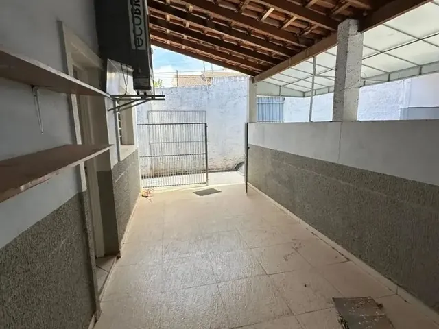 Imagem 6: Casa para Alugar com 4 Quartos 1 Suíte