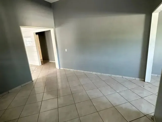 Imagem 5: Casa para Alugar com 4 Quartos 1 Suíte